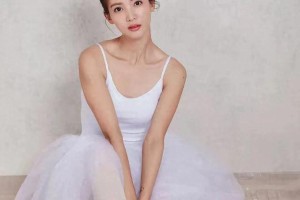 金晨芭蕾舞纱裙显腿短？3招破解视觉错觉