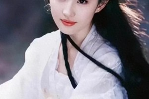 刘亦菲遭神秘男子直视引热议，网友猜测身份