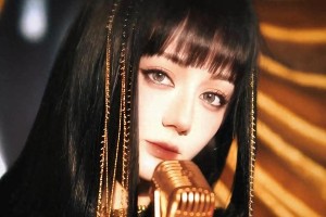 迪丽热巴黑天鹅造型引爆全网，重新定义东方美学
