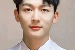 张晚意获2025年度影响力男演员奖，演技获赞