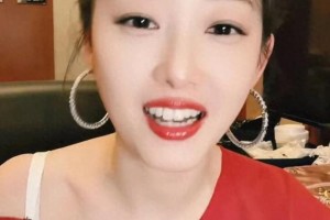 蒋梦婕直播曝初恋暗恋吴谨言同学