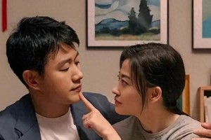 沈佳妮朱亚文婚变风波：中年婚姻危机与社会审视