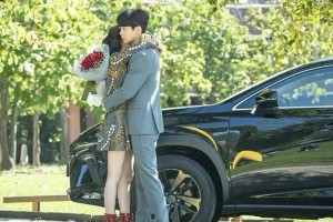 影视剧幕后拍摄揭秘：身高差、公主抱与假马拍摄
