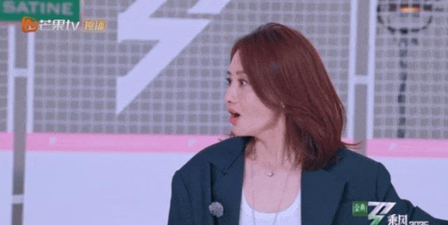 李艺彤与月亮姐姐相拥哭泣