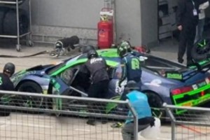 王一博上海站赛车故障退赛，GT3AM组冠军遗憾