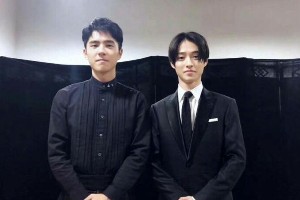 刘昊然山崎贤人同框 爱奇艺尖叫之夜破次元壁